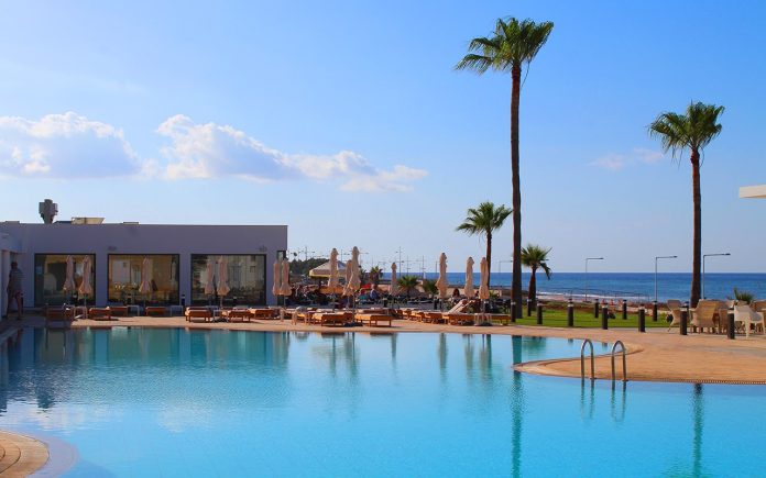 Pierre-Anne-Beach-Hotel-42-min