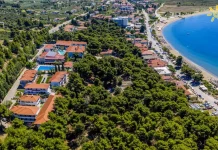 Греція на червень 54 616гр на двох